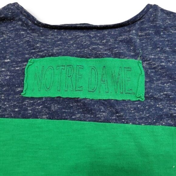 Notre Dame Shirt Size Large By Colosseum Long Sleeve Fightin' Irish Graphic Tee - Picture 5 of 6